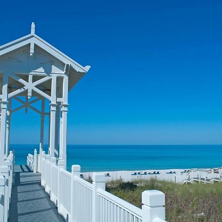 Carillon Beach Resort Inn Розмари-Бич Экстерьер фото